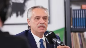 alberto-fernandez-radio-10jpg