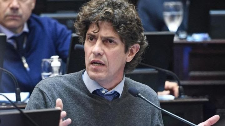 martin-lousteau-presidente-de-la-union-civica-radical-20240207-1751864